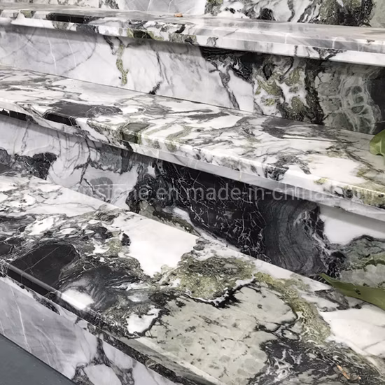 Tremplins, escaliers en marbre, escalier en granit, marches en pierre