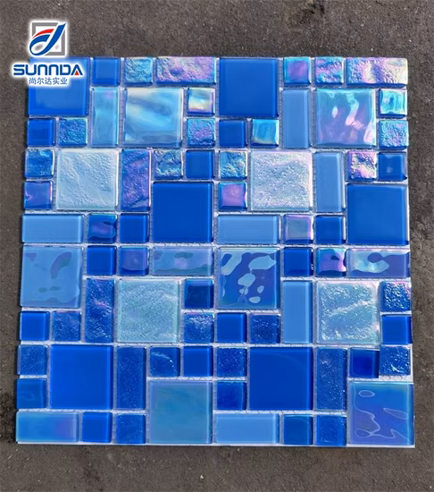 Mosaïque de carreaux bleus irisés personnalisés pour piscine